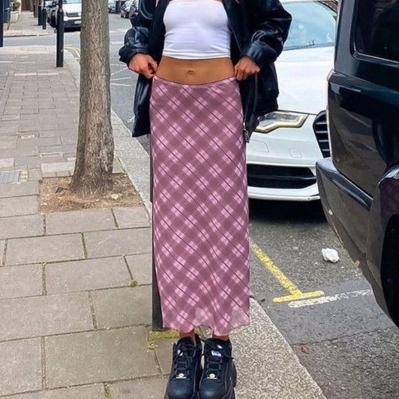 Pink and Brown Plaid Midi Skirt - Picture 2 of 4